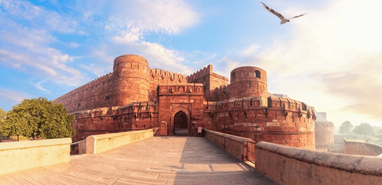 Taj Mahal Sunrise Tour from Delhi