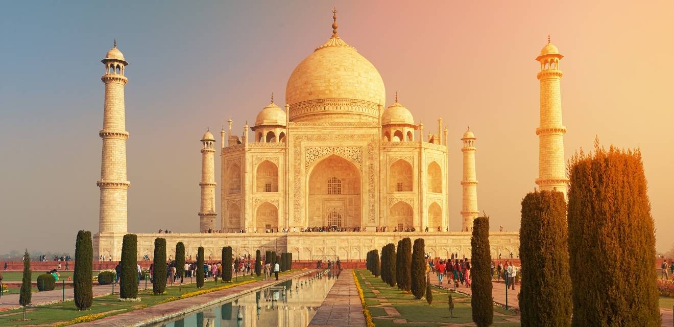 Taj Mahal Sunrise Tour from Delhi
