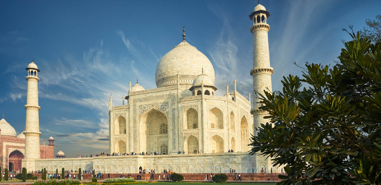 Overnight Taj Mahal Tour by Car from Delhi